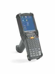 Terminal kodów kreskowych Motorola MC9200 -  skaner standardowego zasięgu 1D, 53 klawisze, 5250 Emulator, RAM 512 MB, Win Embedded Handheld 6.5